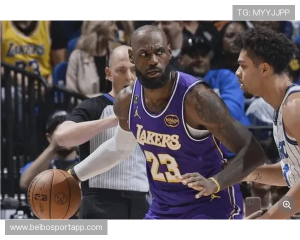 湖人连胜势头强劲詹姆斯率队迎战季后赛对手展现冠军潜力